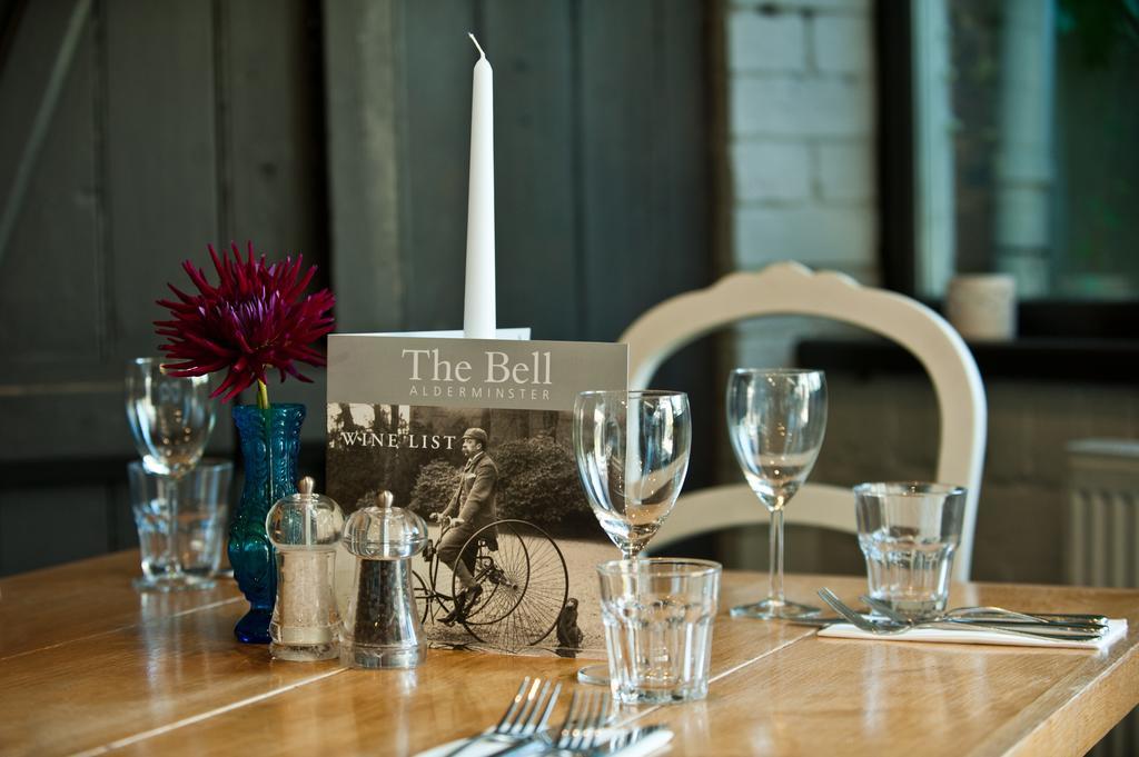 The Bell, Alderminster Stratford-upon-Avon Exterior photo